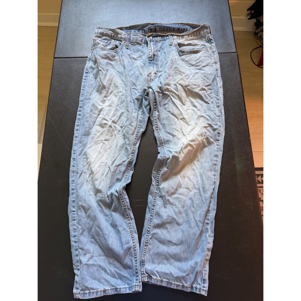 Levis 559 Relaxed Straight Jeans Mens 38x30 Light Wash Blue Denim 00559-0363